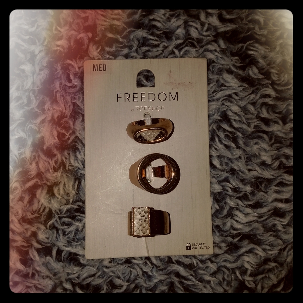 Topshop ring trio